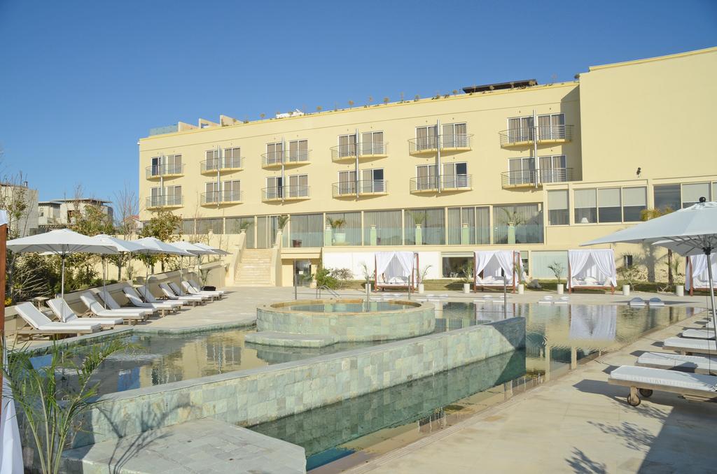E HOTEL SPA & RESORT